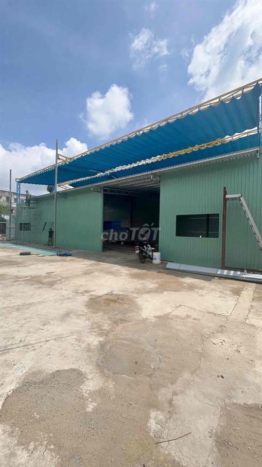 Cho thuê kho mới linh xuân thủ đức ngang 10 dt270m gần cầu vượt linh X