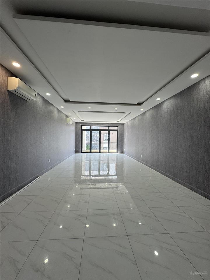 Cho thuê nhà nguyên căn làm văn phòng giá 55tr/th nhà mới đẹp