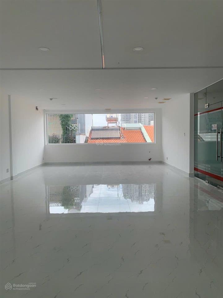 Cần cho thuê văn phòng 130m2 giá 25tr/th tại him lam kênh tẻ