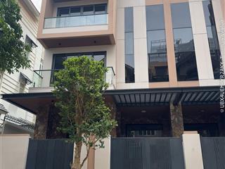 Cho thuê văn phòng nguyên căn 600m2 giá 130tr/th tại khu him lam kênh tẻ