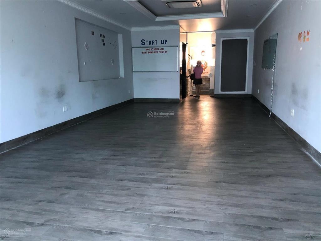 Cho thuê nguyên căn tại him lam kênh tẻ giá 75tr/th làm văn phòng