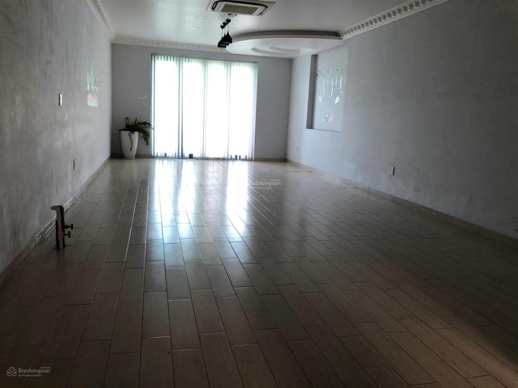 Cho thuê nguyên căn tại him lam kênh tẻ giá 75tr/th làm văn phòng