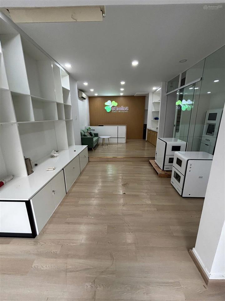 Cho thuê văn phòng nguyên căn tại tân cảng, 50 triệu, 250m2, 5 tầng, mặt tiền 6m, giá tốt
