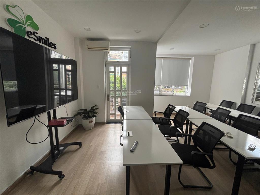 Cho thuê văn phòng nguyên căn tại tân cảng, 50 triệu, 250m2, 5 tầng, mặt tiền 6m, giá tốt