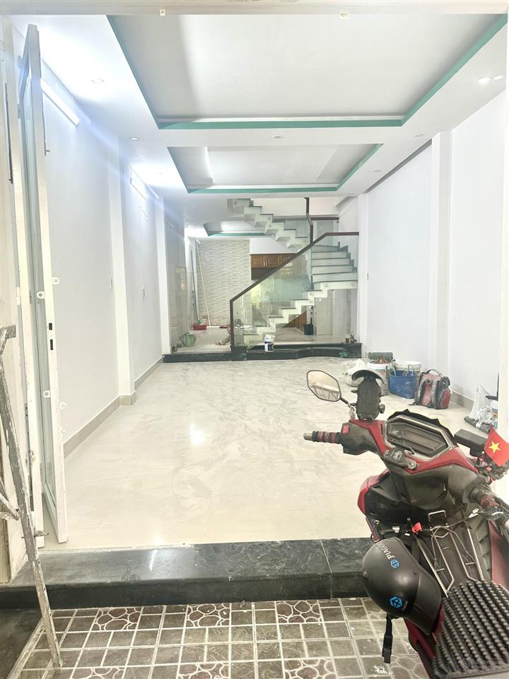 Cho thuê nhà riêng 5pn, 3wc, 72m2, 17 triệu, view đẹp tại 111/8/16, vườn lài, tân phú, hcm