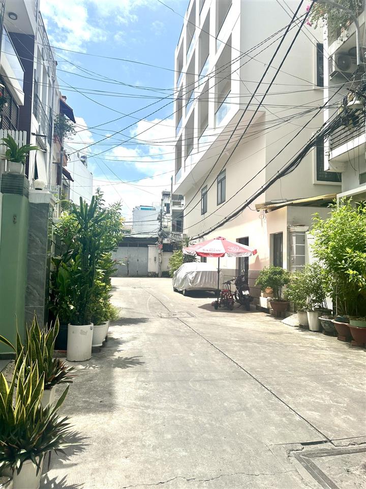 Cho thuê nhà riêng 5pn, 3wc, 72m2, 17 triệu, view đẹp tại 111/8/16, vườn lài, tân phú, hcm