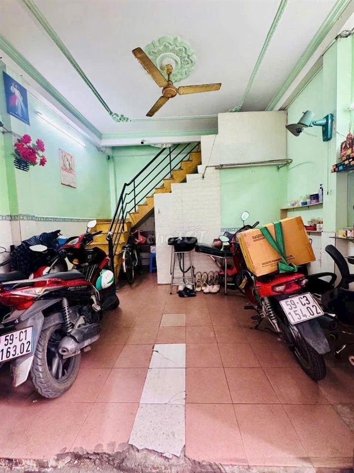 Bán nhà 1 sẹc Lê ĐỨc  THọ 11m2 hẻm 4m thông - Giá 2 Tỷ tl