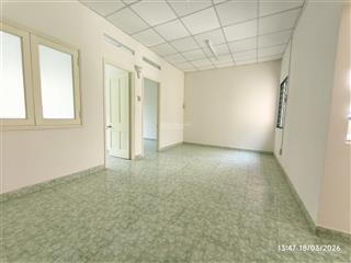 Cho thuê căn hộ 2pn, 2 toalet, 1 phòng khách rộng, 1 phòng bếp, 65m2, bàu cát ii. giá 8 triệu