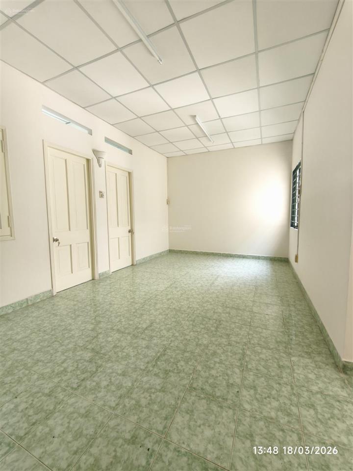Bán căn hộ chung cư bàu cát ii, 2,8 tỷ, 55 m2, nhà mới đẹp, khu trung tâm nhiều tiện ích