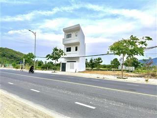Đất mặt tiền đường phong châu rộng 26m  phường nam nha trang