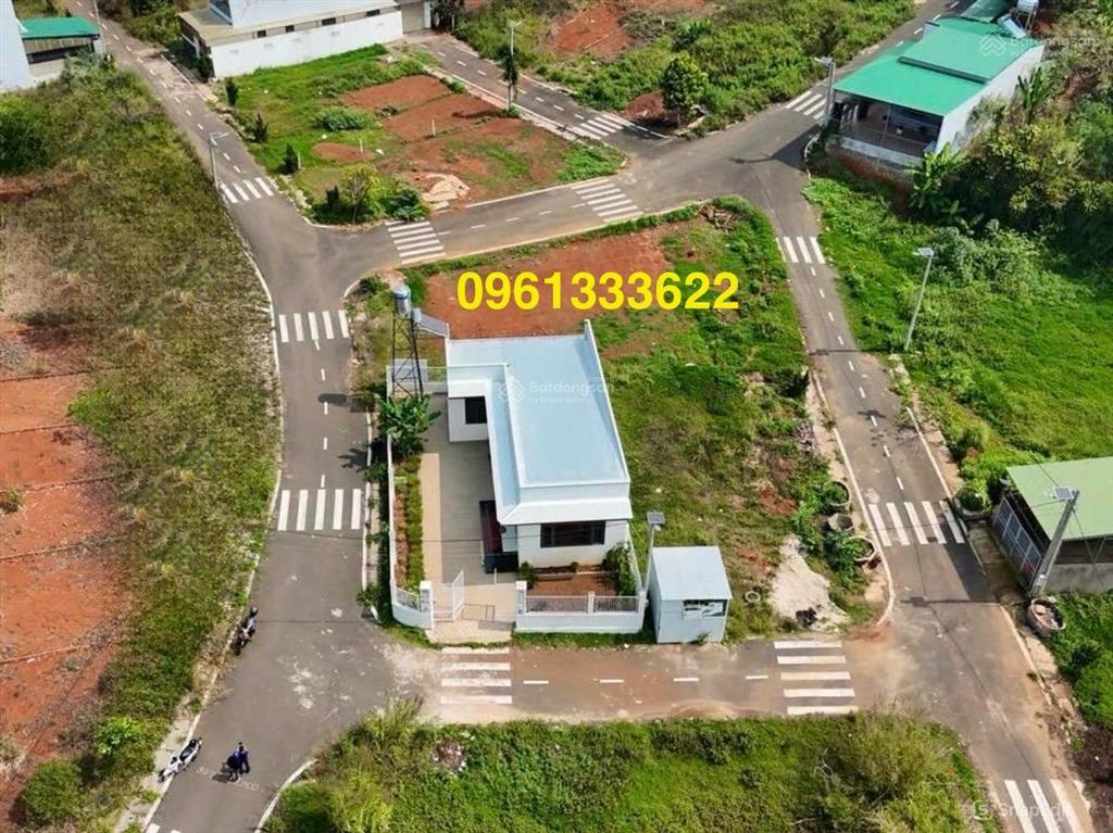 2,45tỷ cho căn nhà vườn nghỉ dưỡng lộc an  bảo lâm 2  lâm đồng nằm gần bên quốc lộ 20 (cách 200m)