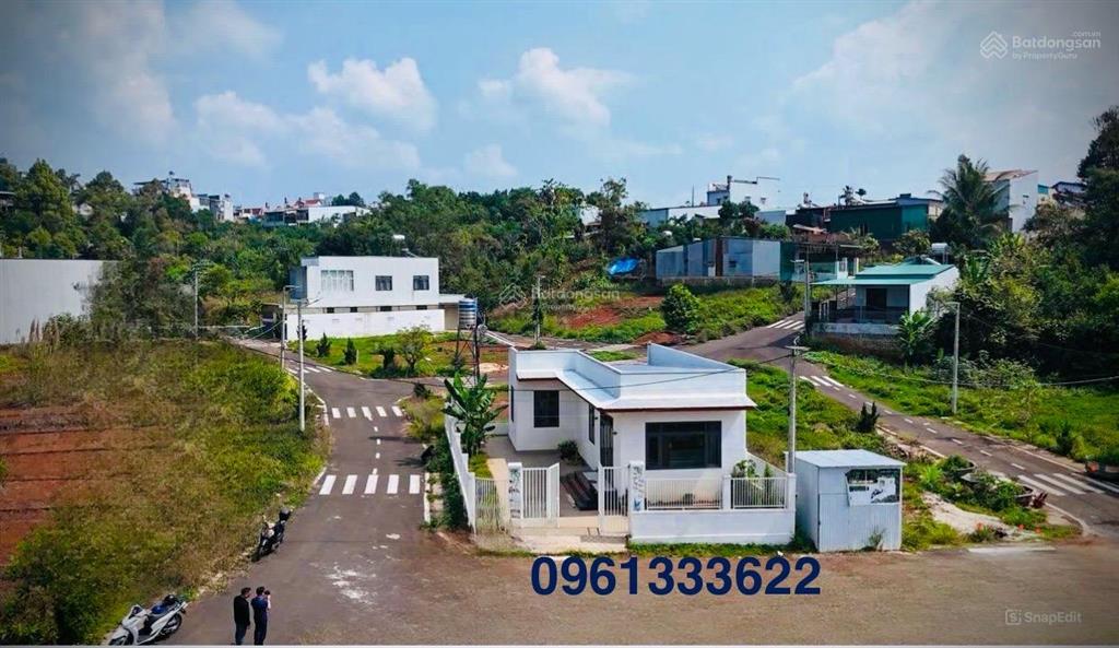 2,45tỷ cho căn nhà vườn nghỉ dưỡng lộc an  bảo lâm 2  lâm đồng nằm gần bên quốc lộ 20 (cách 200m)
