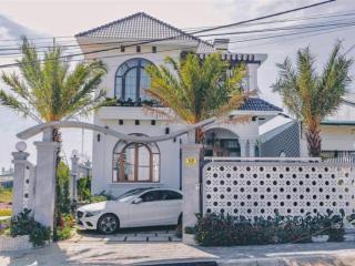 (chỉ 5,5tỷ) siêu rẻ ngộp căn biệt thự 250m2 full thổ cư  đã hoàn công 100%