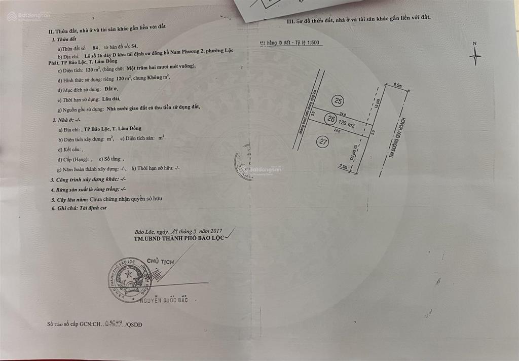 3,5 tỷ nhà đối diện công viên phạm ngọc thạch nhà cấp 4 có gác lửng 5x24 full thổ ( hướng đông)