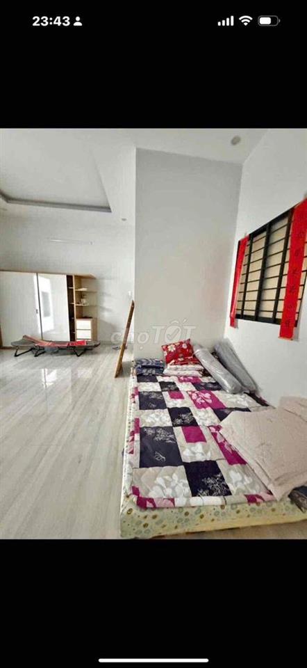 nhà không ở cần bán