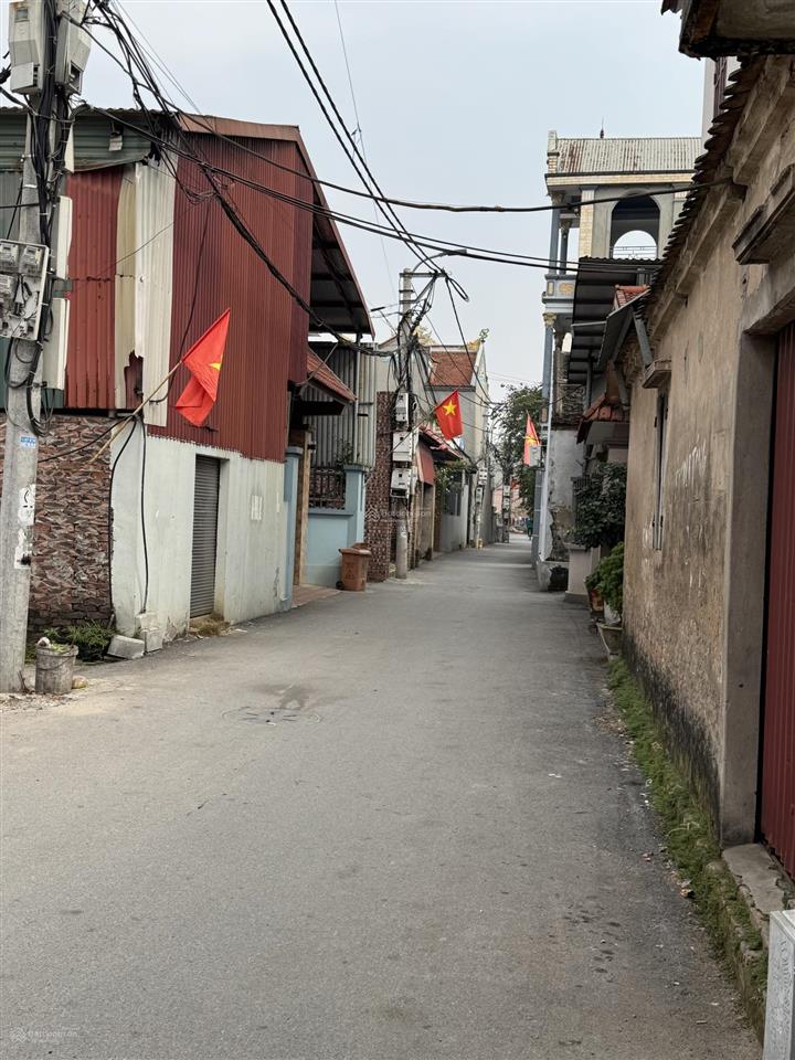 Chính chủ cần bán lô đất tại khu phố vĩnh thọ phù khê bắc ninh . sát đông anh .0967 097 ***