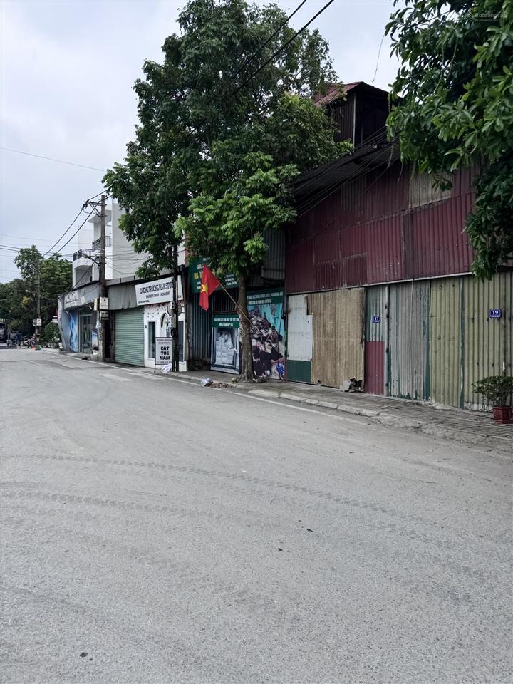 Chính chủ em cần bán nhà 2 tầng tại khu đô thị phú điền hương mạc .0967 097 ***