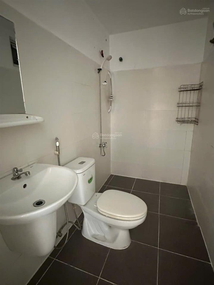 Bán căn hộ 2pn shr nhà trống  cc bellezaq7 dt 60m2 giá 3.2 tỷ còn tl