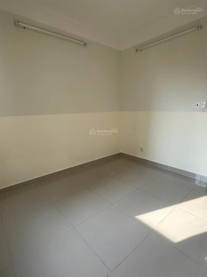 Bán căn hộ 2pn shr nhà trống  cc bellezaq7 dt 60m2 giá 3.2 tỷ còn tl