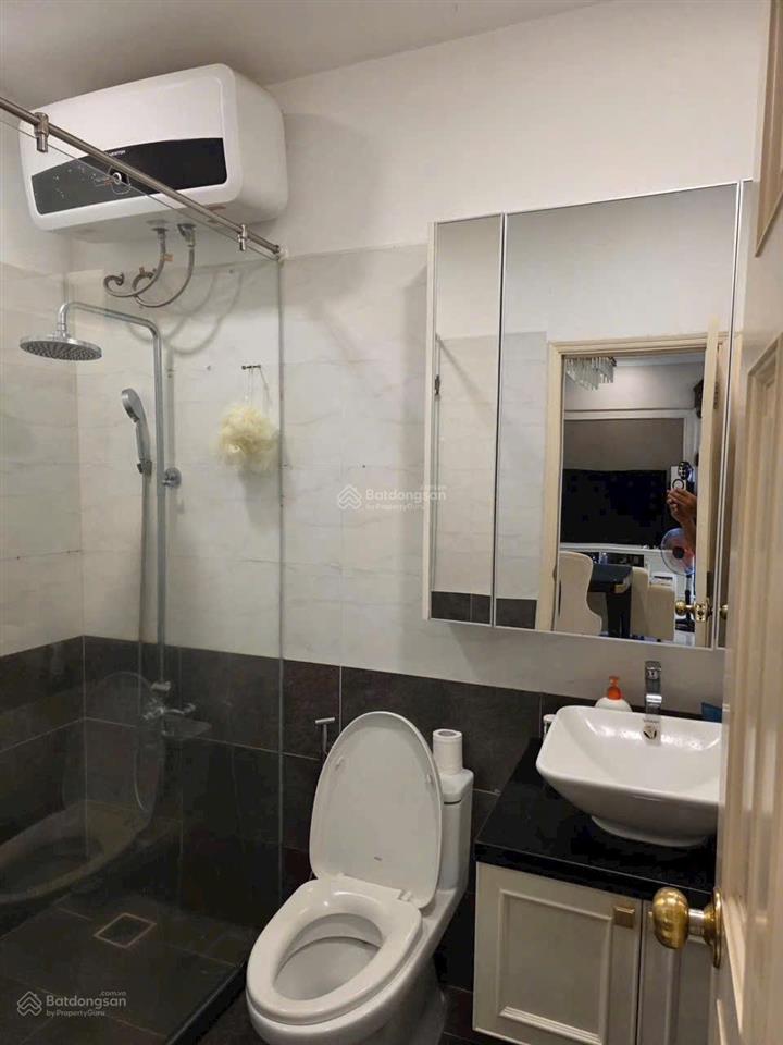 Bán nhanh căn hộ 2pn. góc nhà decor full nội thất. cc bellezaq7. dt 88m2. giá 4.35 tỷ