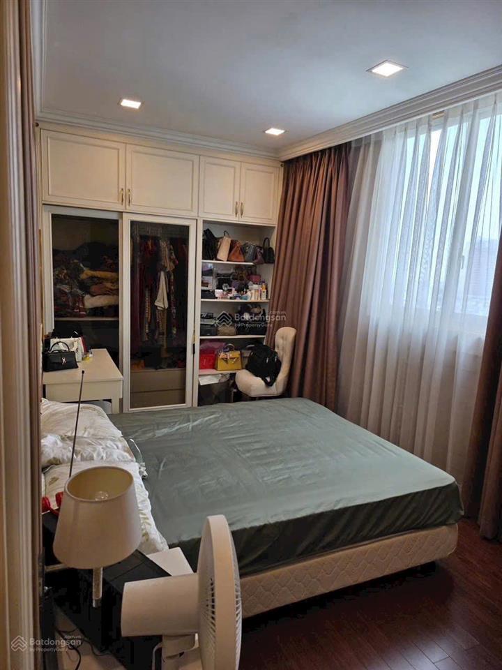 Bán nhanh căn hộ 2pn. góc nhà decor full nội thất. cc bellezaq7. dt 88m2. giá 4.35 tỷ