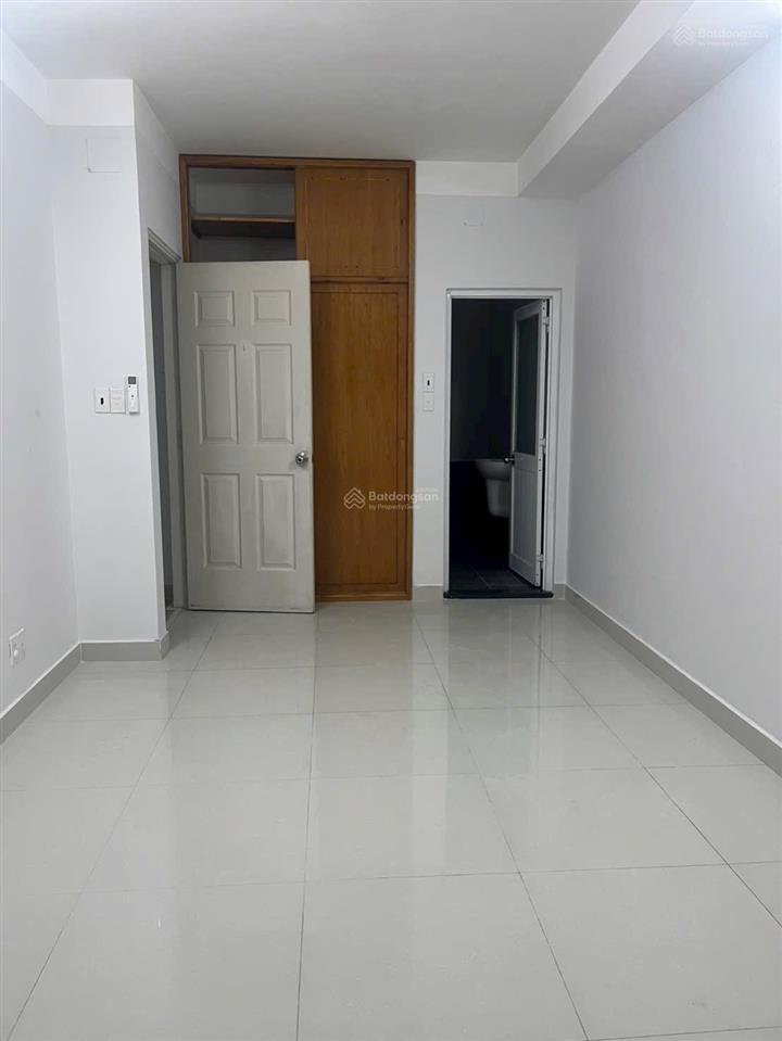 Cho thuê căn hộ 2pn có nt góc view pmh cc bellezaq7 dt 75m² giá 9 triệu
