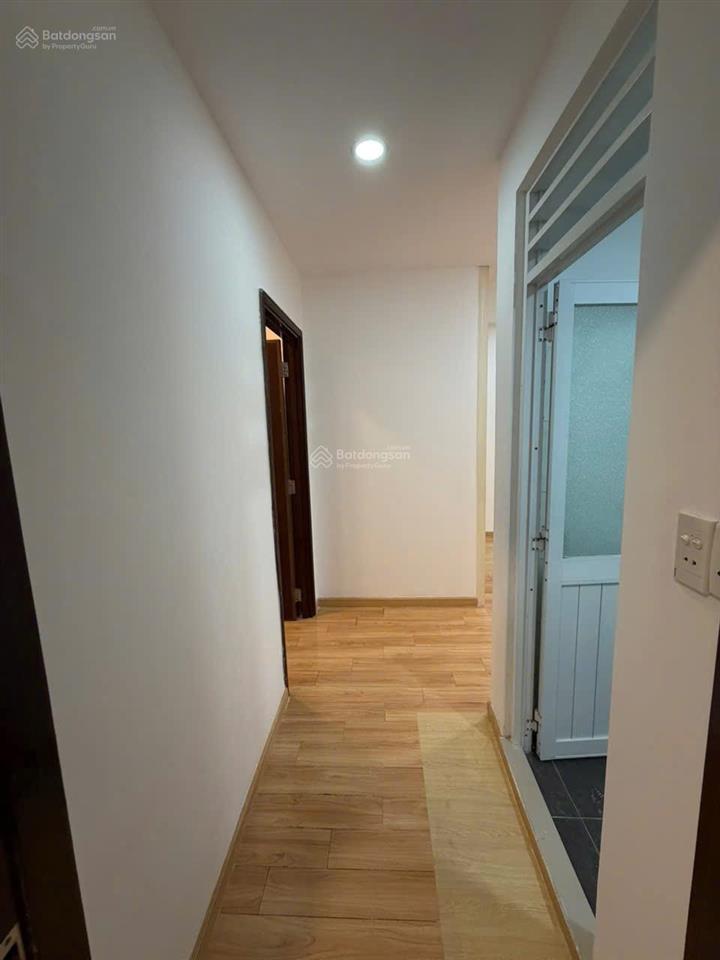 Cho thuê căn hộ 2pn  góc nhà có nt  view pmh  cc bellezaq7  dt 75m2  giá 9 triệu