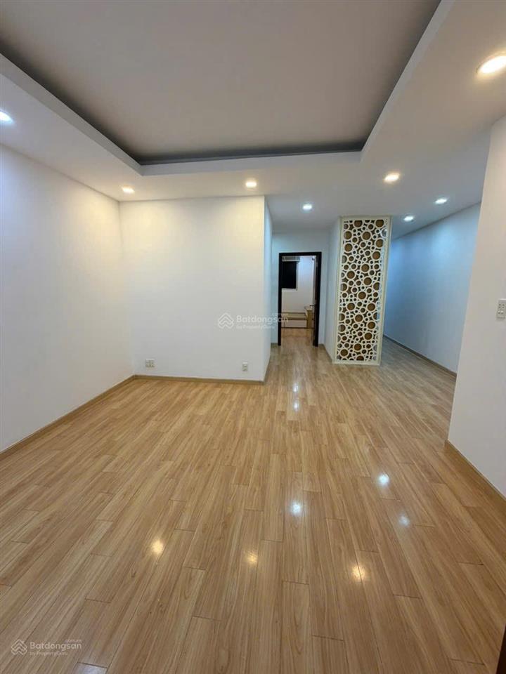 Cho thuê căn hộ 2pn  góc nhà có nt  view pmh  cc bellezaq7  dt 75m2  giá 9 triệu