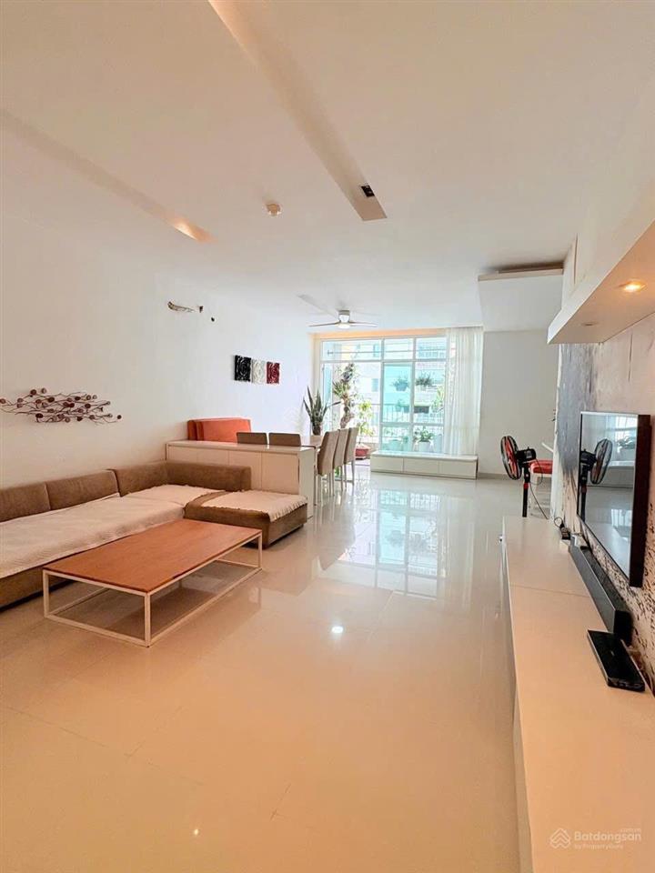 Cho thuê căn hộ 3pn, nhà decor có nội thất, chung cư bellezaq7, diện tích 124m2, giá 15 tr