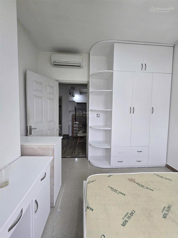 Cho thuê căn hộ 1pn  fullnt  nhà mới sơn  cc đức khải q7  dt 46m2  giá 7.5 triệu