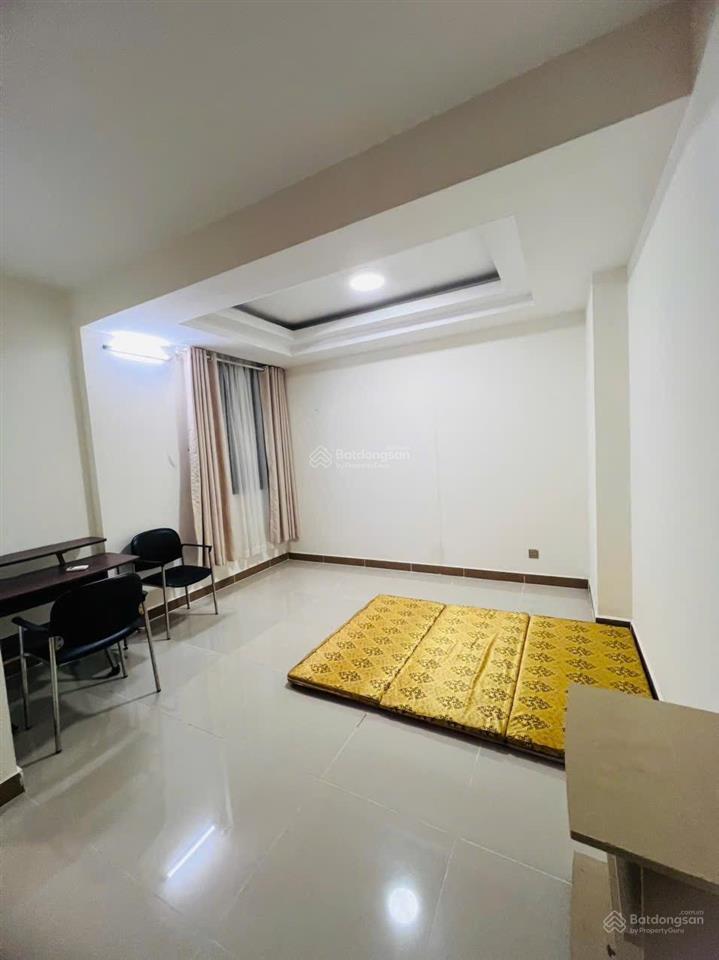 Cho thuê căn hộ 2pn  ở liền full nt  cc đức khải q7  dt 90m2  giá 9 tr