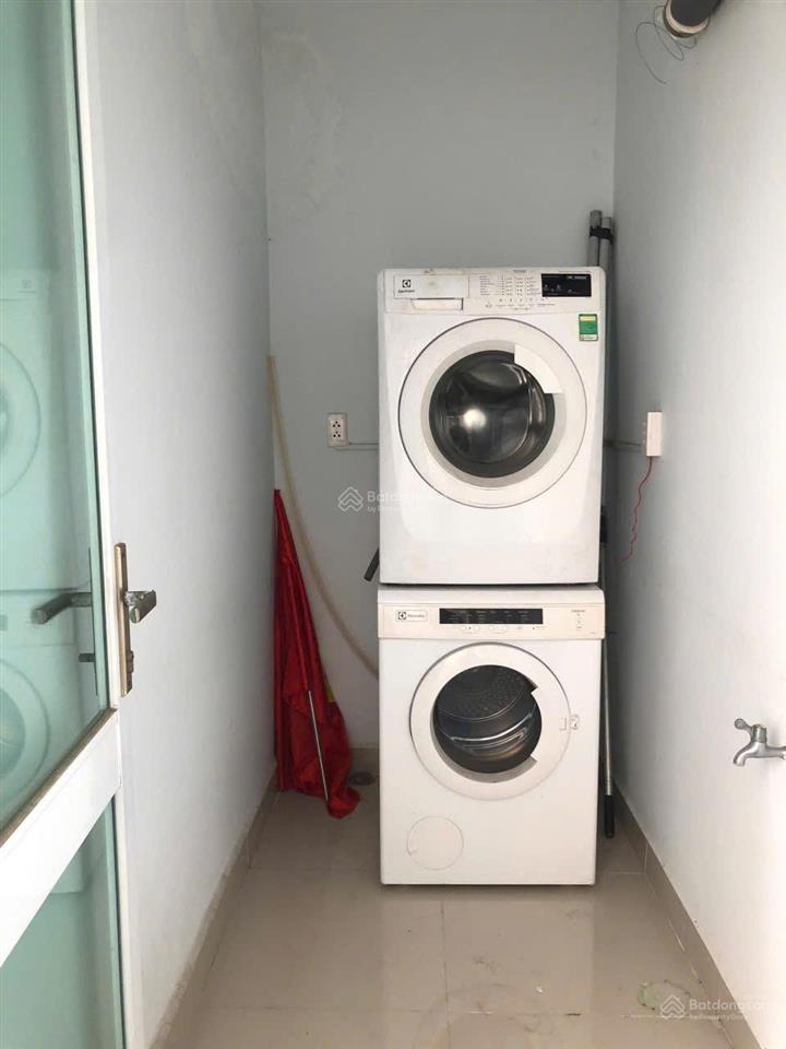 Cho thuê căn hộ 2pn *góc nhà có nt*cc bellezaq7  dt 88m2  giá 9.5 triệu
