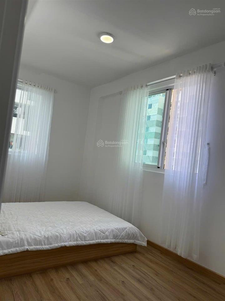 Cho thuê căn hộ 2pn  góc, nội thất mới  cc belleza q7  dt 88m2  giá 12 triệu/th