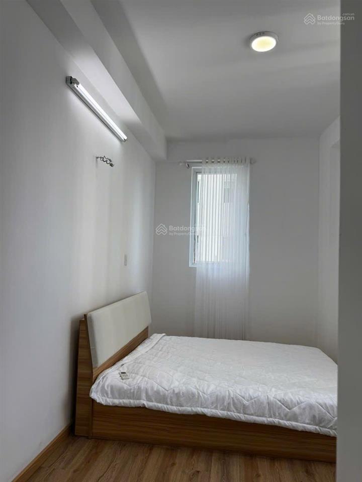 Cho thuê căn hộ 2pn  góc, nội thất mới  cc belleza q7  dt 88m2  giá 12 triệu/th