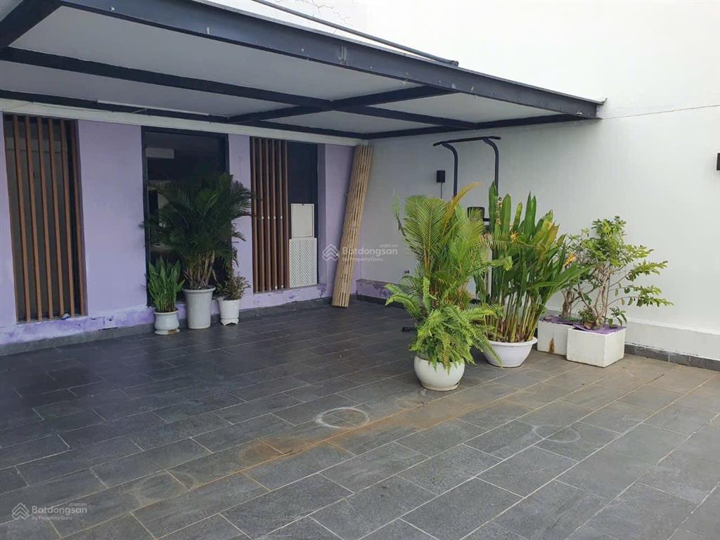 Cho thuê penthouse sân vườn cc belleza q7  dt 84m2 nhà decor full nt  3 pn  giá thuê 15tr