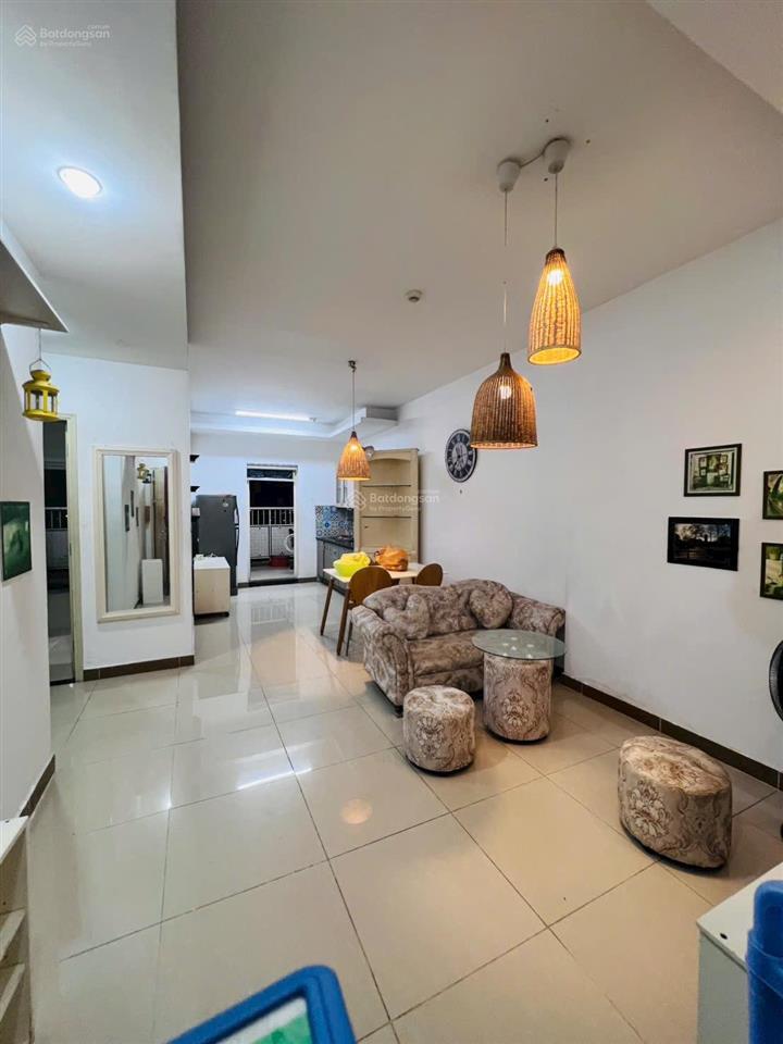Cho thuê căn hộ 2pn  full nt  ban công rộng  cc đức khải q7  dt 78m2  giá 8,5 triệu