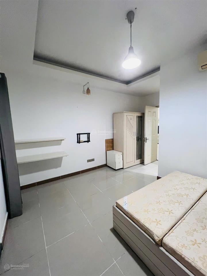 Cho thuê căn hộ 2pn  full nt  ban công rộng  cc đức khải q7  dt 78m2  giá 8,5 triệu