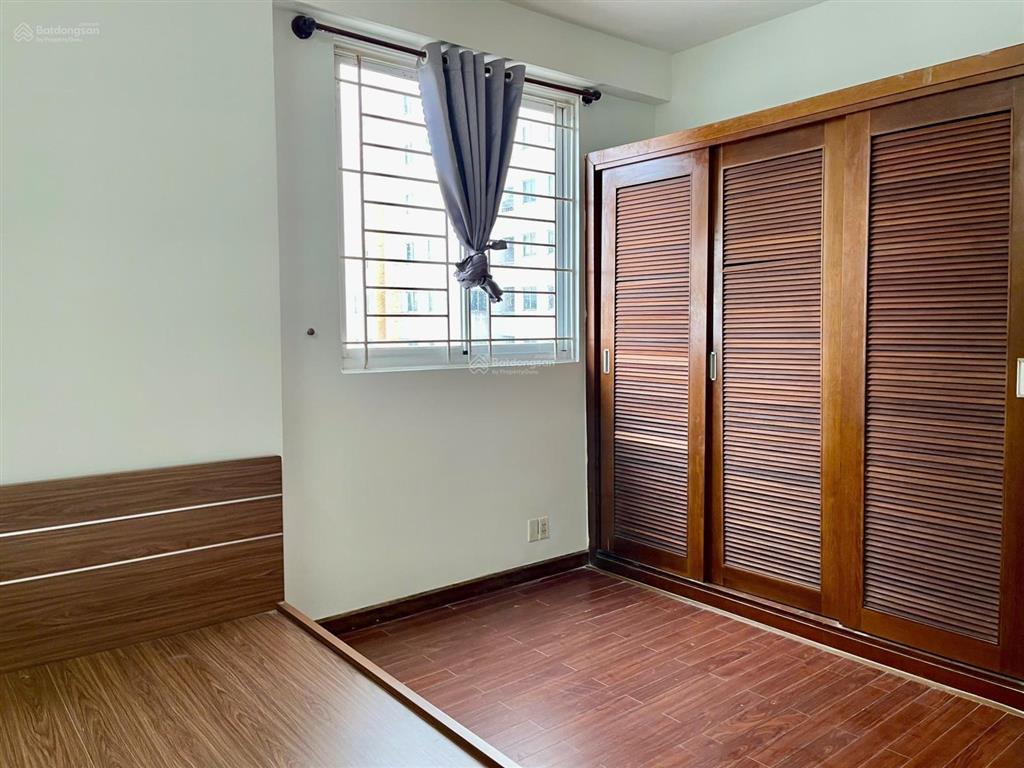 Cho thuê căn hộ 3pn có nt  nhà sơn mới ở liền  cc bellezaq7  dt 124m2  giá 13 tr