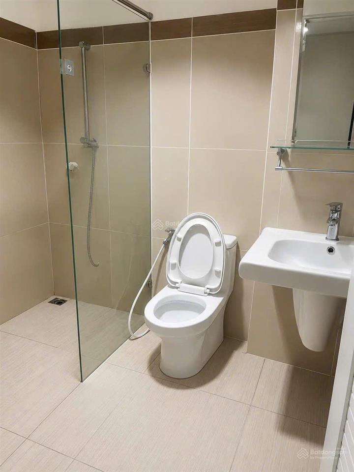 Cho thuê căn hộ 2pn  full nt  tầng cao thoáng  cc đức khải q7  dt 67m2  giá rẻ 8.5tr