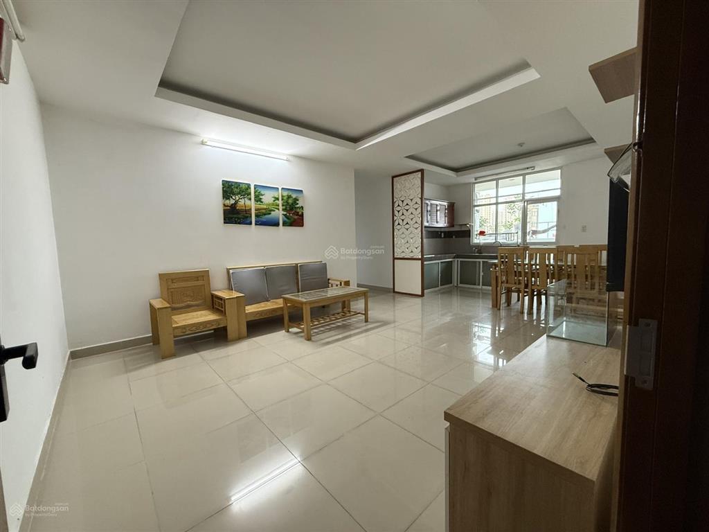 Cho thuê căn hộ 2pn  góc fullnt  cc bellezaq7  dt 70m2  giá 8,5 triệu