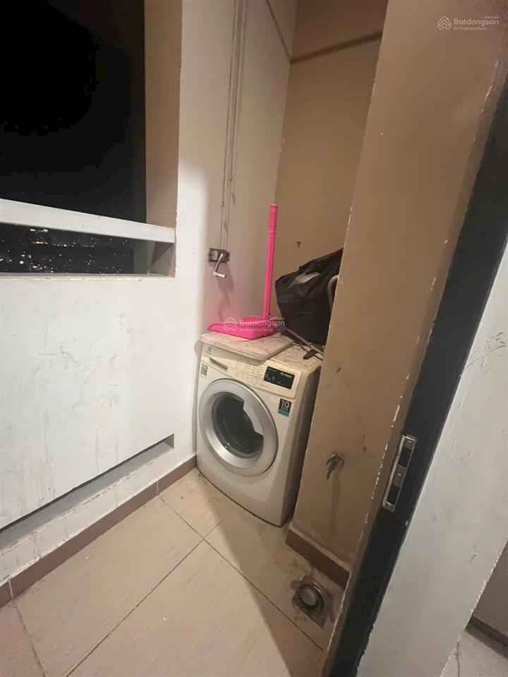 Cho thuê căn hộ 2pn  view sông nhà có nt ở liền  cc đức khải q7  dt 67m2  giá rẻ 8 triệu