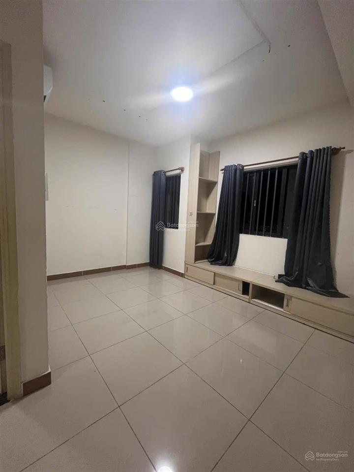 Cho thuê căn hộ 2pn  view sông nhà có nt ở liền  cc đức khải q7  dt 67m2  giá rẻ 8 triệu