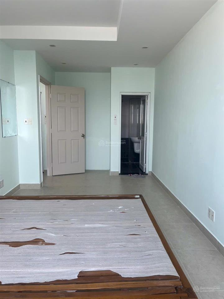 Cho thuê căn hộ 2pn  nhà mới sơn có sân vườn chung  cc belleza q7  dt 75m2  giá 9 triệu