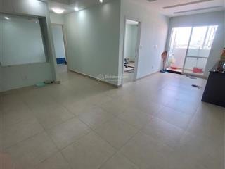 Cho thuê căn hộ 2pn  nhà mới sơn có sân vườn chung  cc belleza q7  dt 75m2  giá 9 triệu