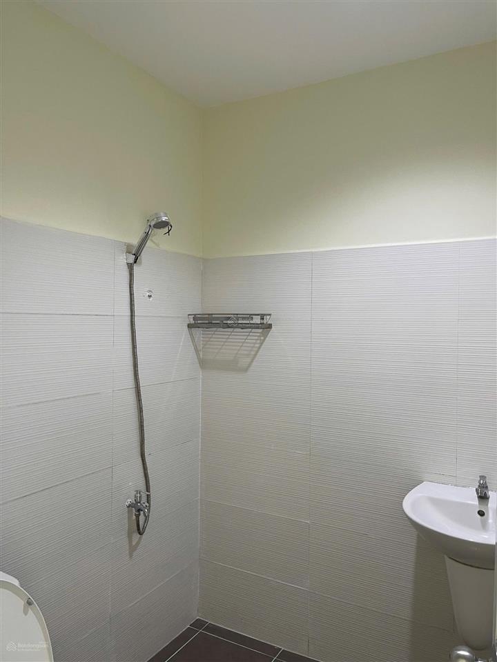 Bán căn hộ 2pn sổ sẵn  view phú mỹ hưng  nhà trống  cc belleza q7  dt 78m2  giá 3.5 tỷ tl