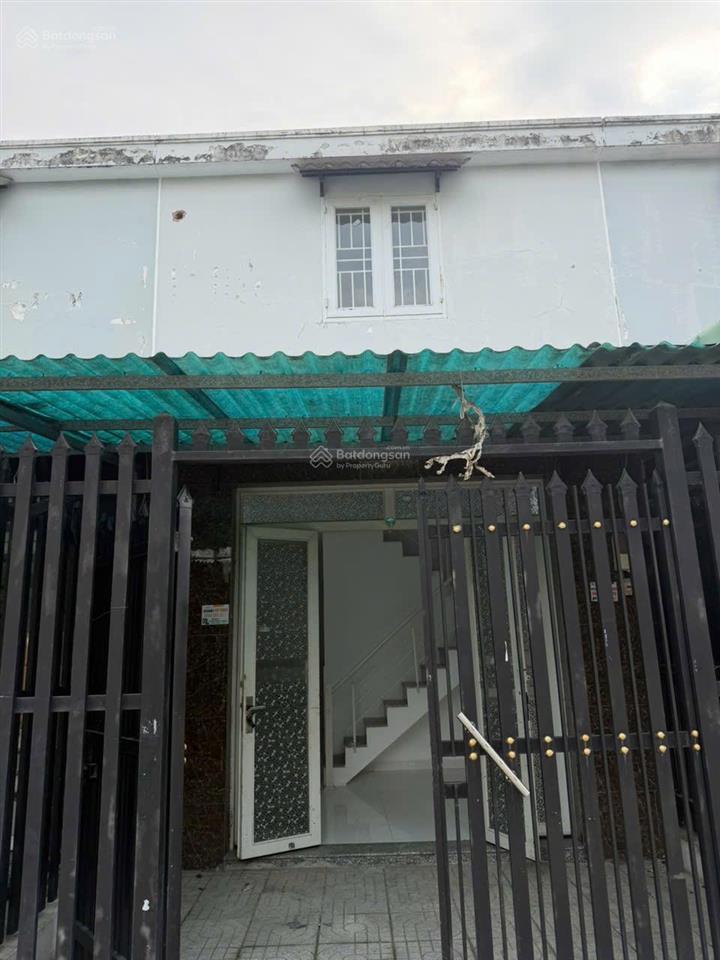 Cho thuê nhà nguyên căn trống mới sơn  đường chuyên dùng 9 q7  dt 4x10m  2pn  giá 6.5 triệu