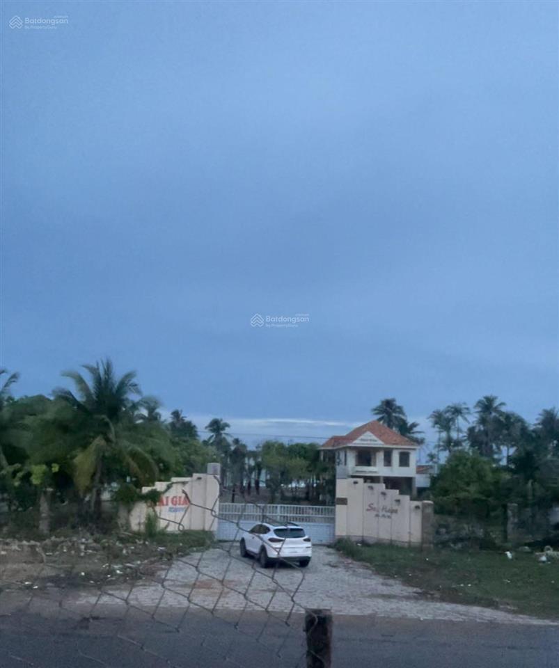 Bán đất full thổ cư 234m2 cổng dự án đô thị mặt trời mặt đường huỳnh thúc kháng