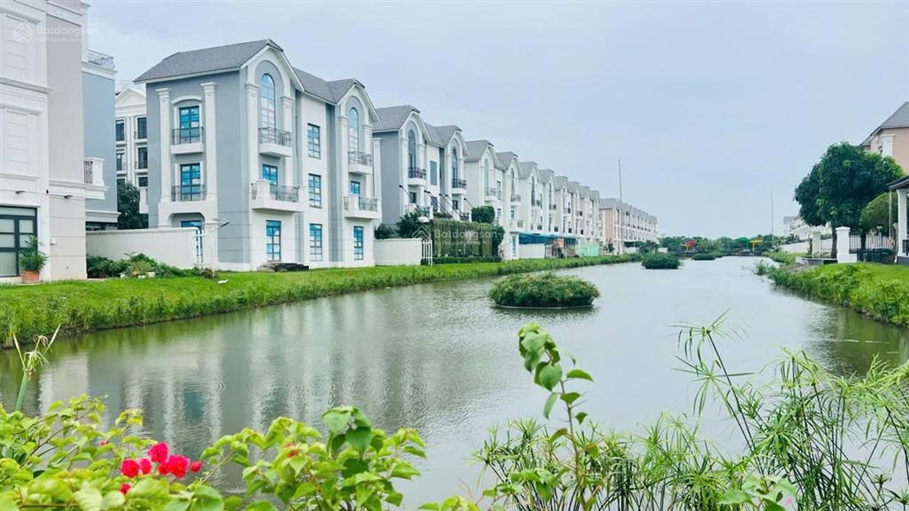 Bán nhà phố vinhomes grand park, 20 tỷ, 144 m2, sổ hồng sẵn