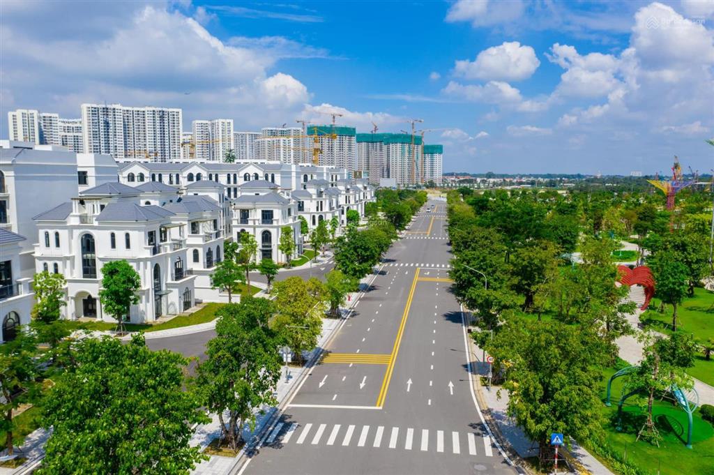 Bán nhà phố vinhomes grand park, 20 tỷ, 144 m2, sổ hồng sẵn