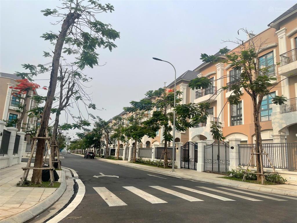 Bán gấp nhà phố ở vinhomes grand park, 21 tỷ, 160m2 siêu hót